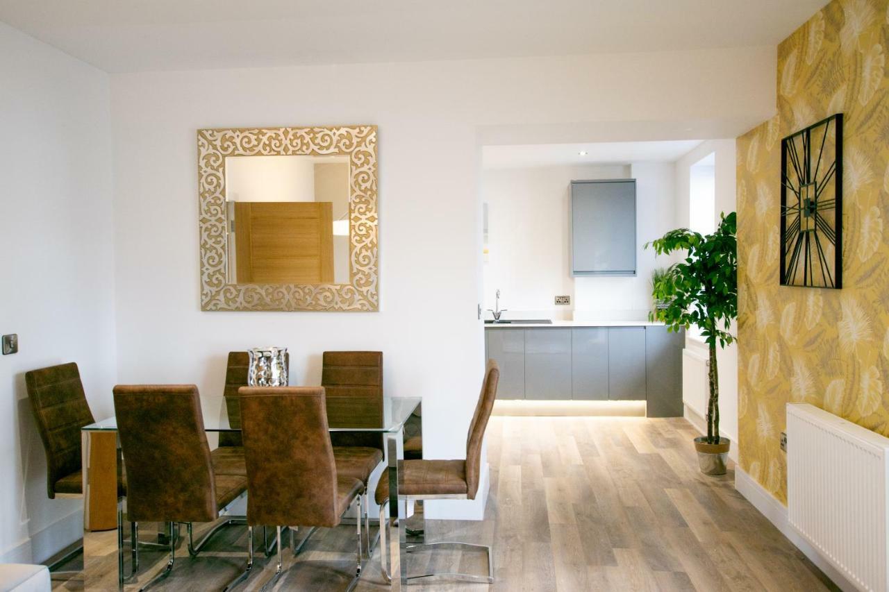Rowan Tree - Your Apartment Bristol Buitenkant foto