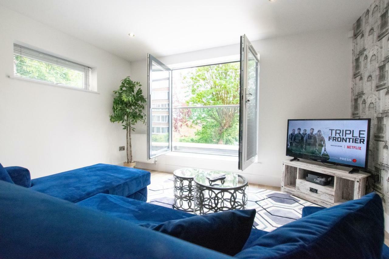Rowan Tree - Your Apartment Bristol Buitenkant foto